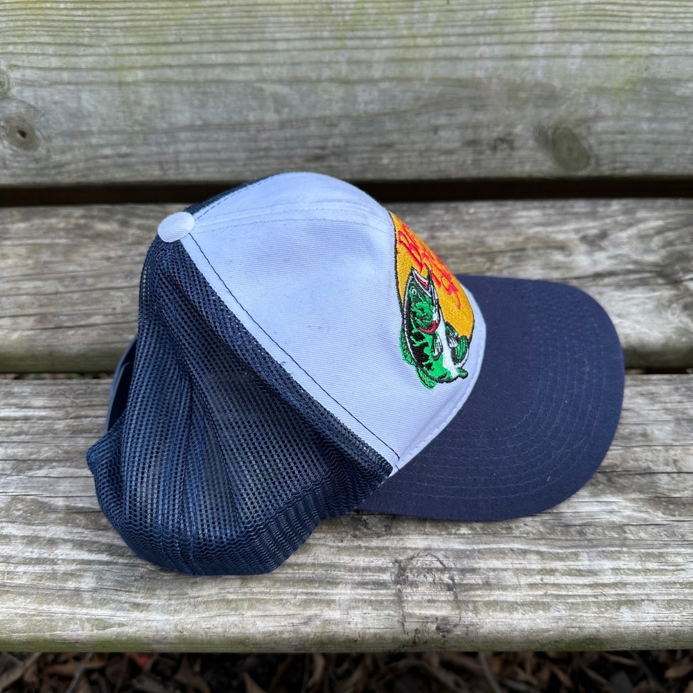 Bass Pro Shops Navy Blue White Mesh Trucker Hat Snapback Fishing Cap OS Gorpcore - Picture 4 of 8